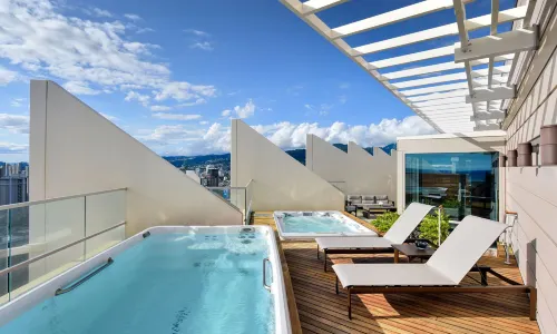 Ka Laʻi Waikiki Beach, LXR Hotels & Resorts