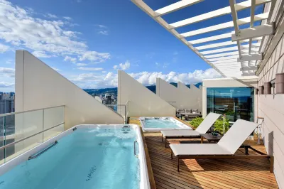 Ka Laʻi Waikiki Beach, LXR Hotels & Resorts