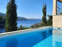 Beachfront Luxury Villa With Private Pool and Stunning Sea Views - Pools