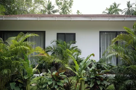 Zen Paradise Pool Villa by Sea N' Rent Отели рядом с достопримечательностью «Пханган»