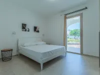 Le Conchiglie Apartments with Pool by Wonderful Italy Hotels in Pittulongu