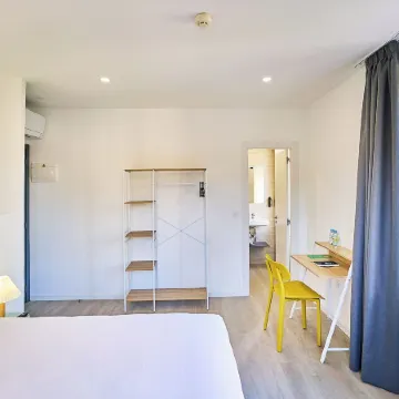 Hotel Gran Vía by gaiarooms Отели рядом с достопримечательностью «Сан-Эстебан»