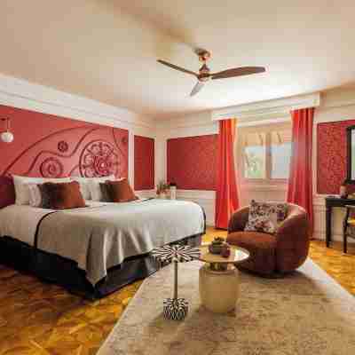 Château Jeanne & The Forest Rooms