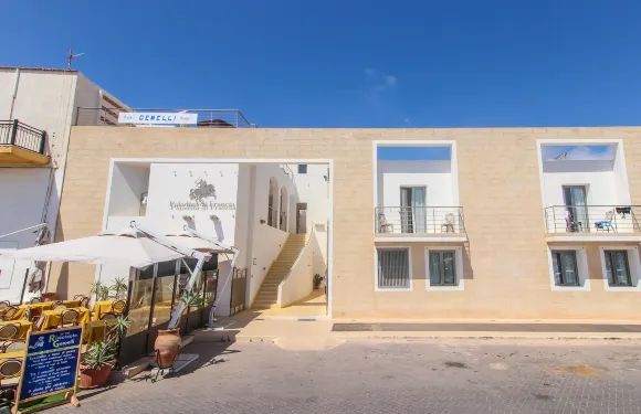 法國聖騎士酒店