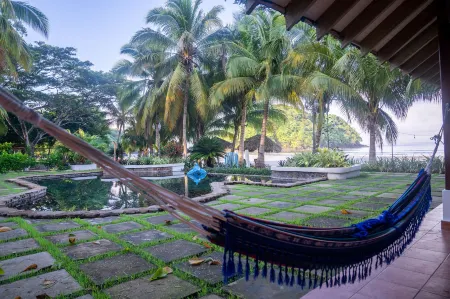 Villa Marina Lodge & Condos