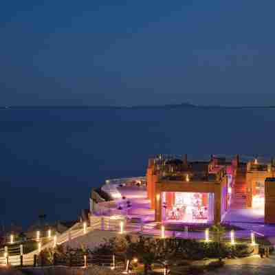 Sunrise Arabian Beach Resort Hotel Exterior