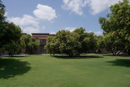 Gir Aatithya Clarks Inn