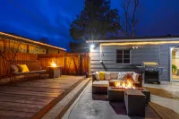 Spacious Patio and Eco-Friendly Touches - Charming Urban Retreat Hotels in Arvada