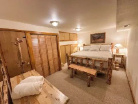 Stanley House - Hillside Cabin with Panoramic Views of the Sawtooth Mountains Hotels in Custer County