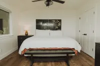 Beautiful High End Get Away Home- Visit Lassen National Park & Whiskeytown Lake