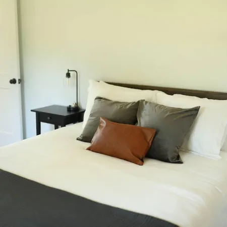 Modern Farm Loft with WiFi and AC in lovely Stamping Ground