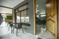 Coati Arenal Lodge
