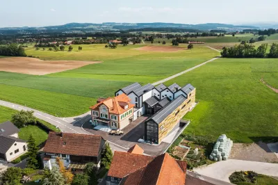 Macardo Premium B&B Hotel dekat Bruderklausen-Kapelle Frauenfeld