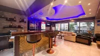 Saturn Hotel Hotels in Ikicesmelik Mahallesi