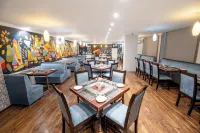 Hotel Seasons Inn - Desayuno