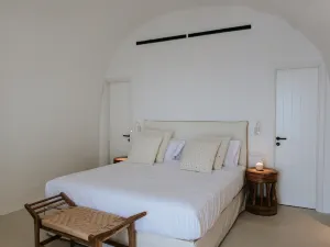 Casa Sunsha Hybrid Retreat Santorini