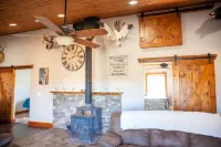 Zebra Rustic Retreat 3BR Home on Zebra Ranch