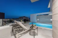 Luxury Villas Joy - Villas