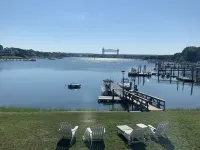 Waterfront Buzzard's Bay Home - Near Fifa World Cup 2026 Ξενοδοχεία στην πόλη Wareham