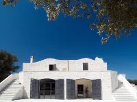Idyllic Olive Mill with Heated Pool, in an Olive Grove, Close to Sea and Ostuni