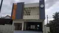 Gosyen Family Residence Hotels near Kantor
