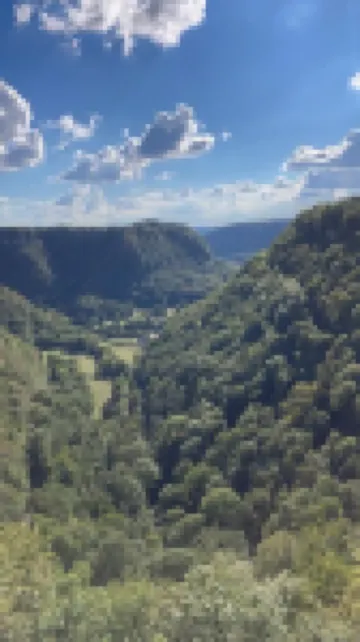 Contemporary cellar in the heart of Arbois KV'O37