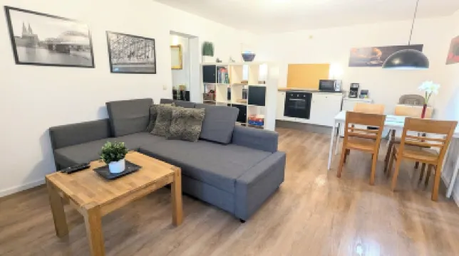 Family friendly apartment with free parking Hotels near City Center Chorweiler