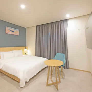 Hotel Leo Changwon Palyong Branch