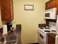 Upper village  unit with access to the pools!