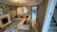 Modern 4 bed house Stevenage 22mins from London King’s Cross.