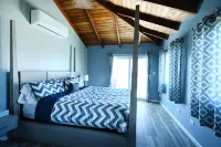 Villa Francisca – Stylishly Remodeled 3-Bedroom Executive Villa with Ocean Views