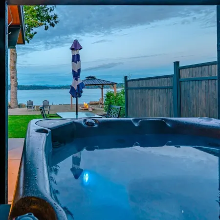 Beach Front Luxury Private Hot Tub Sandy Beach