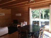 Chalet des Isles around the Golf course Hotels in Saint-Jean-de-la-Riviere