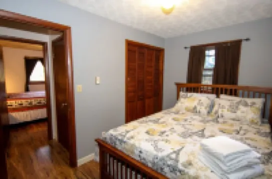 Scenic Deep Creek Getaway Cabin-RICK'S RETREAT