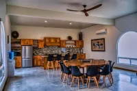 Hacienda Playa with Private Pool at Las Conchas