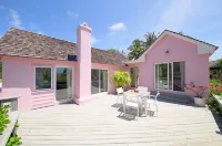 1BR 1BA Garden Cottage on Private Estate w/Pool!