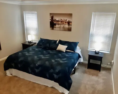 Spacious & Private 3 bedroom Home Hotels in Stonecrest
