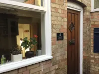 Quiet s/c cottage with garden 5 minutes walk to the centre of Uppingham