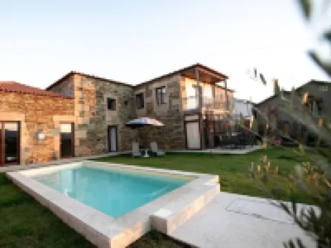 Old house restored in Douro, 5 km from Vila Real. Comfort and tranquility. Hotels in Vila Real