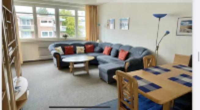 3 large rooms, 77 sqm, elevator, directly on the beach and in the center