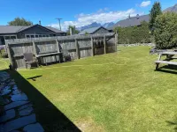 Toddy’s Batch Hotels near skydive Southern Alps