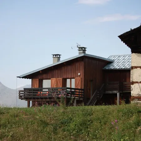 Les Arcs 1800: Chalet rental "Mélèzes" Отели в г. Ландри
