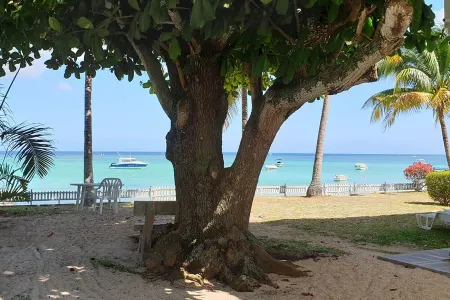 Cyrano - part of CASANOU (waterfront) - Trou aux Biches