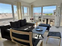 Bright apartment with sea view