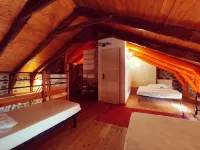 Bout du Monde House Lantriac 호텔