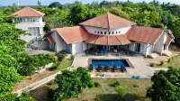 Kay Jay Beach House - Pasikudha