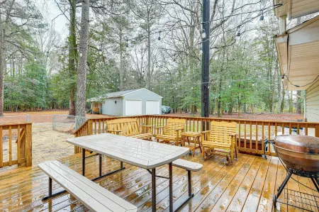 6 Mi to Salisbury Forest-View Sanctuary!