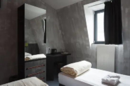 Brxxl 5 City Centre Hostel