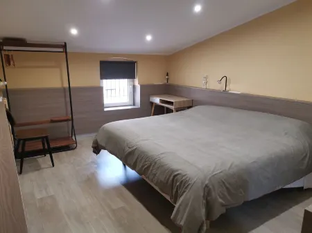 Hostal Restaurant Cal Duran Отели рядом с достопримечательностью «Ayuntamiento de Monistrol de Montserrat»