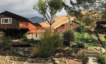 Sequoia Lodge